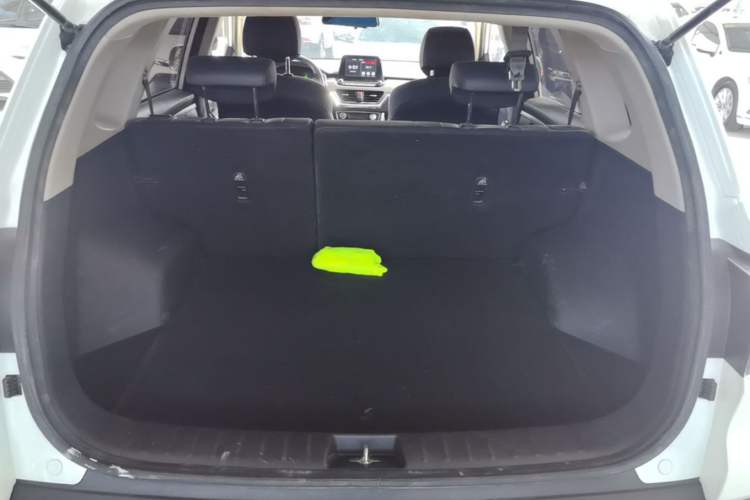 Used Kia Sportage R 2019 2.0L Automatic Smart Luxury Edition Trunk