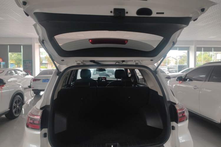 Used Kia Sportage R 2019 2.0L Automatic Smart Luxury Edition Trunk