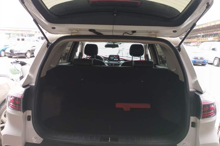 Used Kia Sportage R 2019 2.0L Automatic Smart Luxury Edition Trunk
