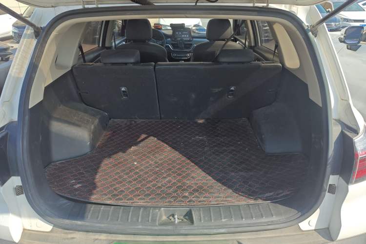 Used Kia Sportage R 2019 2.0L Automatic Smart Luxury Enhanced Edition Trunk