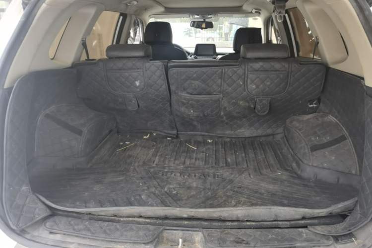 Used Kia Sportage R 2019 2.0L Automatic Smart Luxury Edition Trunk