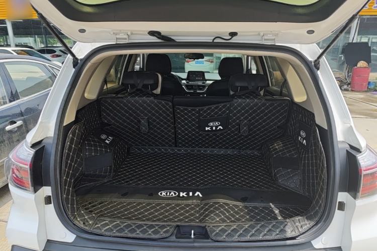 Used Kia Sportage R 2019 2.0L Automatic Smart Luxury Edition Trunk