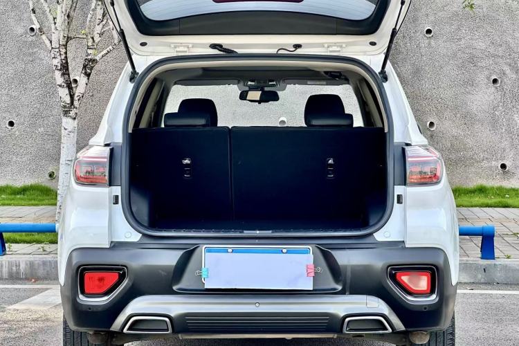 Used Kia Sportage R 2019 2.0L Automatic Smart Luxury Edition Trunk