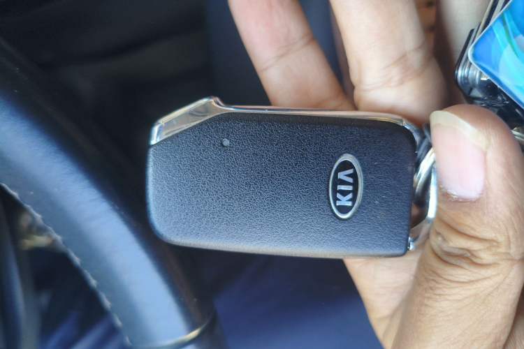 Used Kia Sportage R 2019 2.0L Automatic Smart Luxury Edition Vehicle Key