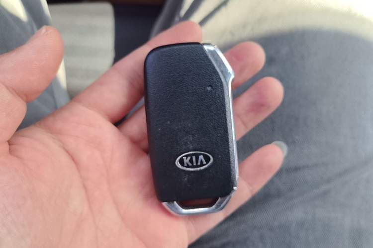 Used Kia Sportage R 2019 2.0L Automatic Smart Luxury Edition Vehicle Key