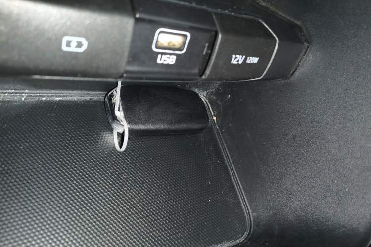 Used Kia Sportage R 2019 2.0L Automatic Smart Luxury Edition Vehicle Key