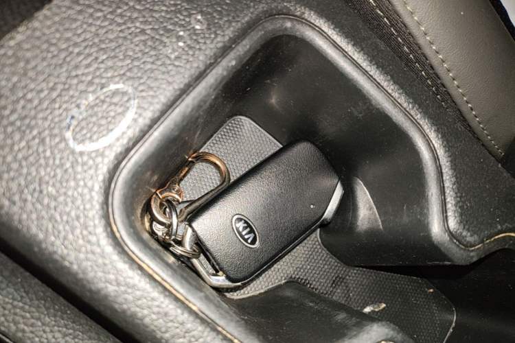 Used Kia Sportage R 2019 2.0L Automatic Smart Luxury Edition Vehicle Key