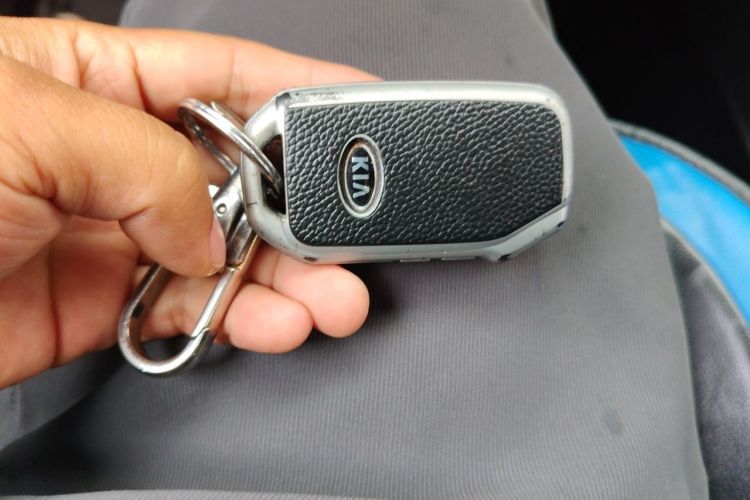 Used Kia Sportage R 2019 2.0L Automatic Smart Luxury Edition Vehicle Key