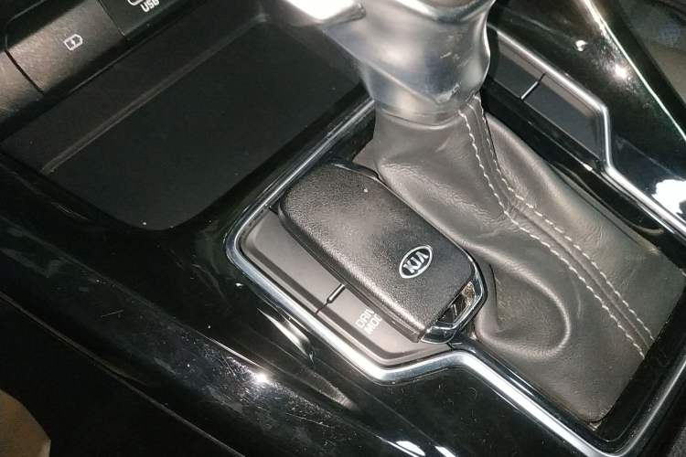 Used Kia Sportage R 2019 2.0L Automatic Smart Luxury Edition Vehicle Key