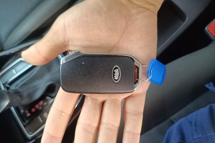 Used Kia Sportage R 2019 2.0L Automatic Smart Luxury Edition Vehicle Key