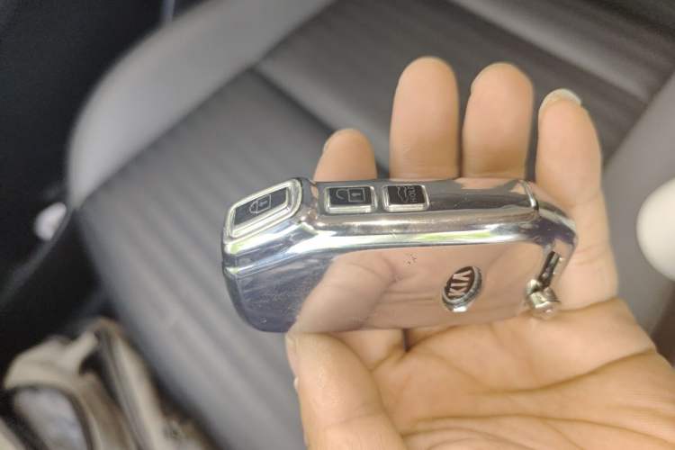 Used Kia Sportage R 2019 2.0L Automatic Smart Luxury Edition Vehicle Key