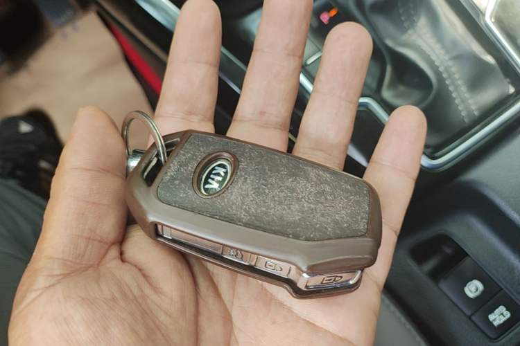 Used Kia Sportage R 2019 2.0L Automatic Smart Luxury Edition Vehicle Key