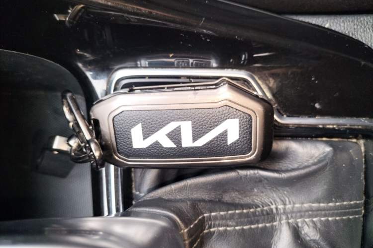 Used Kia Sportage R 2019 2.0L Automatic Smart Luxury Edition Vehicle Key