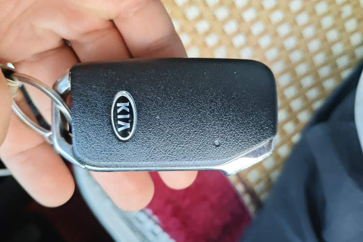 Used Kia Sportage R 2019 2.0L Automatic Smart Luxury Edition Vehicle Key