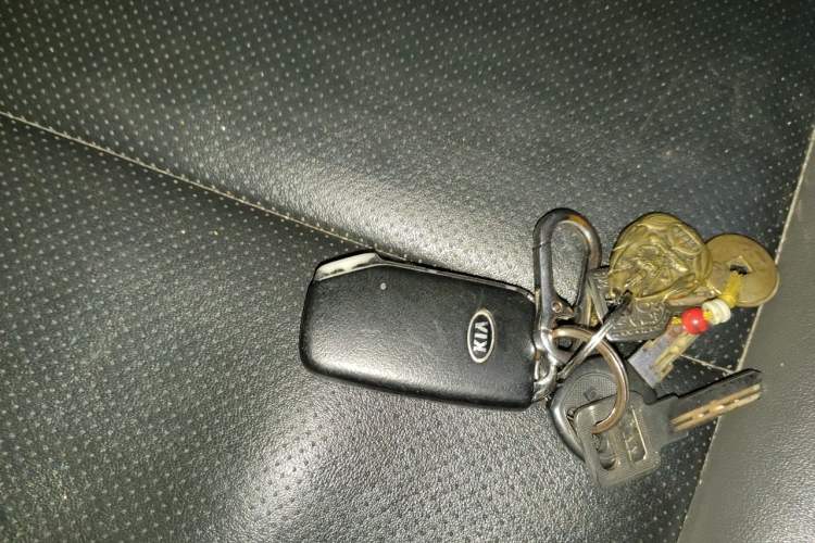 Used Kia Sportage R 2019 2.0L Automatic Smart Luxury Edition Vehicle Key