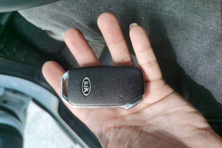 Used Kia Sportage R 2019 2.0L Automatic Smart Luxury Edition Vehicle Key