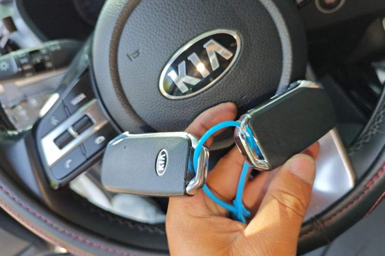 Used Kia Sportage R 2019 2.0L Automatic Smart Luxury Edition Vehicle Key
