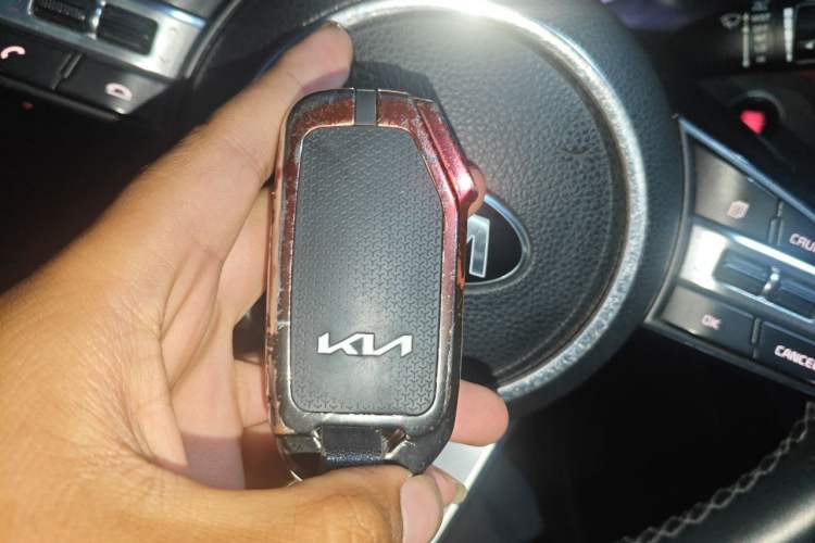 Used Kia Sportage R 2019 2.0L Automatic Smart Luxury Enhanced Edition Vehicle Key