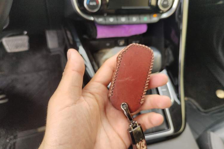 Used Kia Sportage R 2019 2.0L Automatic Smart Luxury Edition Vehicle Key