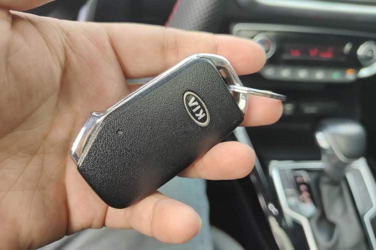 Used Kia Sportage R 2019 2.0L Automatic Smart Luxury Edition Vehicle Key
