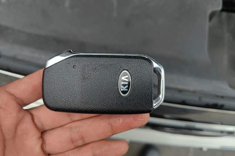 Used Kia Sportage R 2019 2.0L Automatic Smart Luxury Edition Vehicle Key