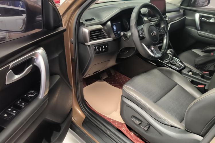 Used Kia Sportage R 2019 2.0L Automatic Smart Luxury Edition Driver Seat