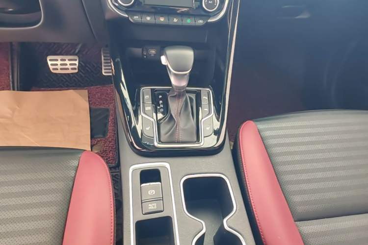 Used Kia Sportage R 2019 1.4T DCT Smart Luxury Edition GLS Gear Lever