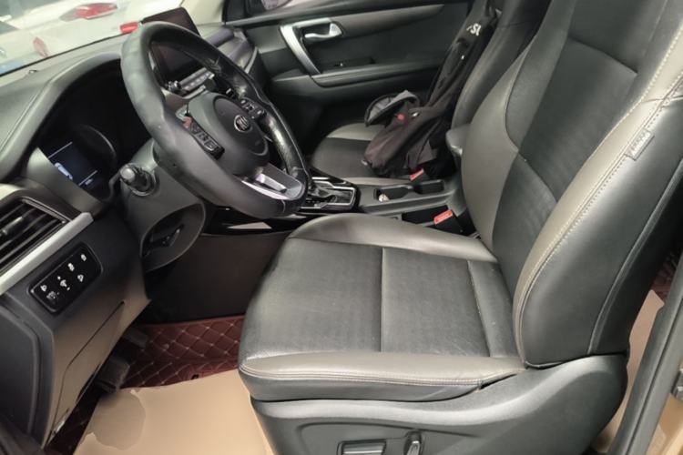 Used Kia Sportage R 2019 2.0L Automatic Smart Luxury Edition Left Front Seat
