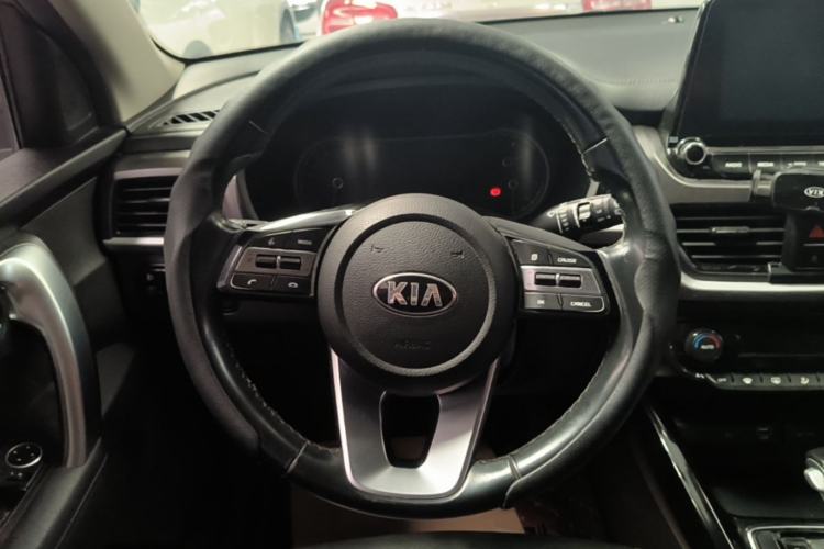 Used Kia Sportage R 2019 2.0L Automatic Smart Luxury Edition Steering Wheel