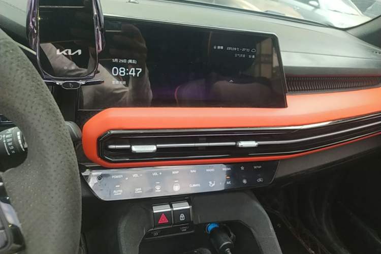 Used Kia Sportage R 2021 Ace 1.5T GT Line Supreme Edition Audio And AC Panel