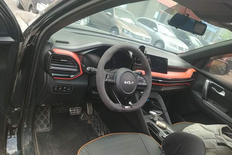 Used Kia Sportage R 2021 Ace 1.5T GT Line Supreme Edition Center Console