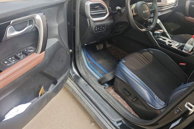 Used Kia Sportage R 2021 Ace 2.0L Splendid Edition Driver Seat