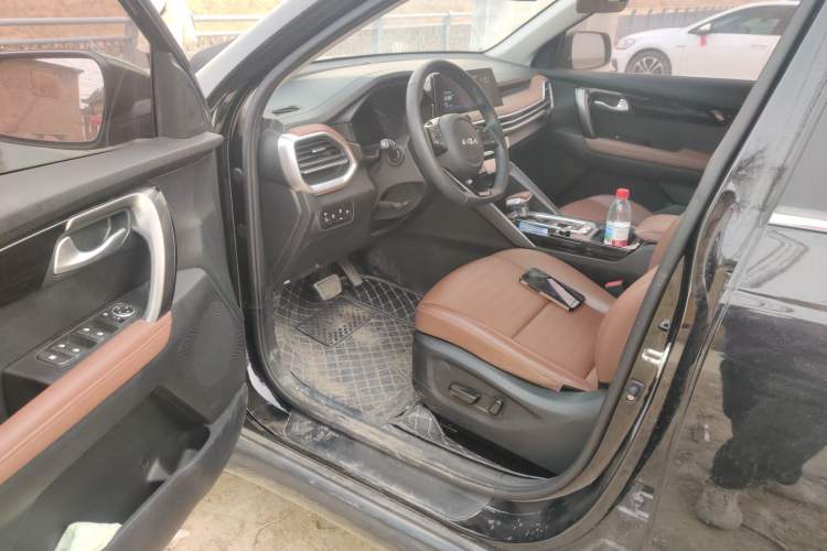 Used Kia Sportage R 2021 Ace 2.0L Splendid Edition Driver Seat