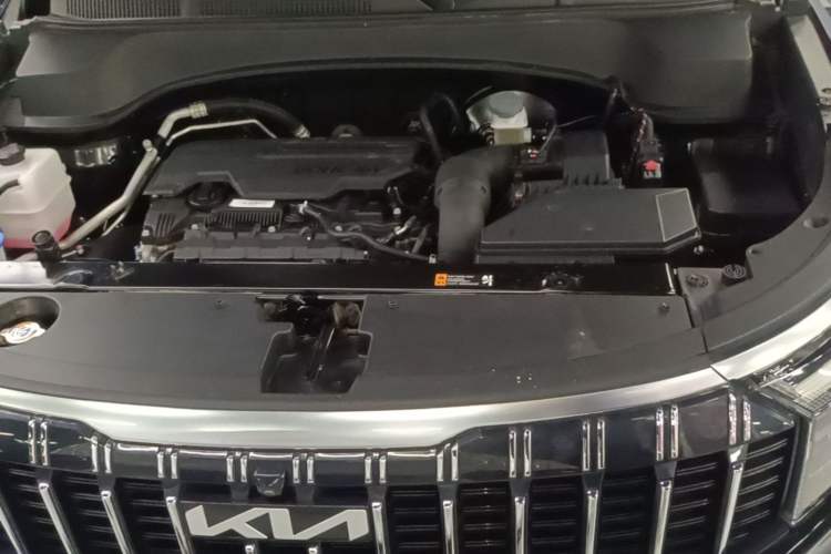 Used Kia Sportage R 2021 Ace 2.0L Splendid Edition Engine Bay