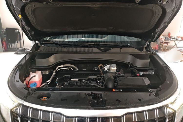 Used Kia Sportage R 2021 Ace 2.0L Splendid Edition Engine Bay