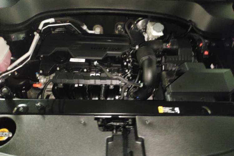 Used Kia Sportage R 2021 Ace 2.0L Splendid Edition Engine Bay