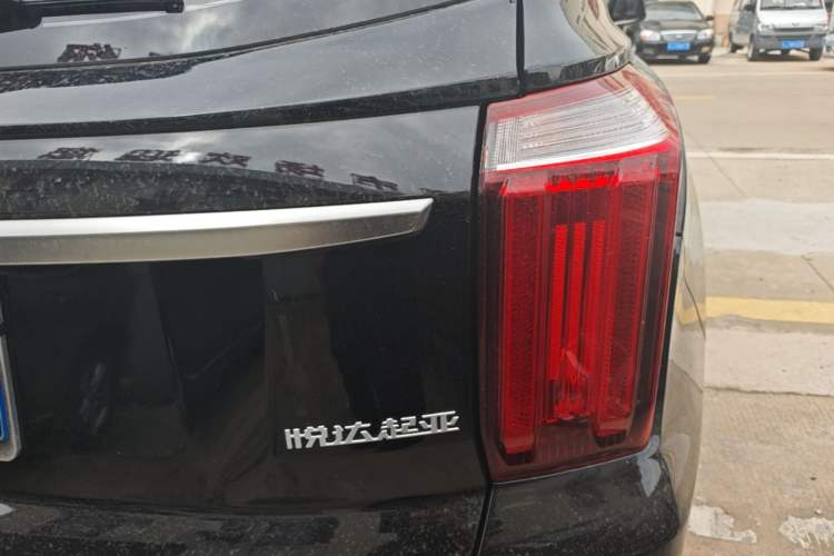 Used Kia Sportage R 2021 Ace 2.0L Splendid Edition Exterior 3
