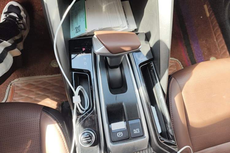 Used Kia Sportage R 2021 Ace 2.0L Splendid Edition Gear Lever