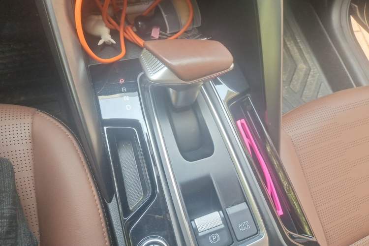 Used Kia Sportage R 2021 Ace 2.0L Splendid Edition Gear Lever