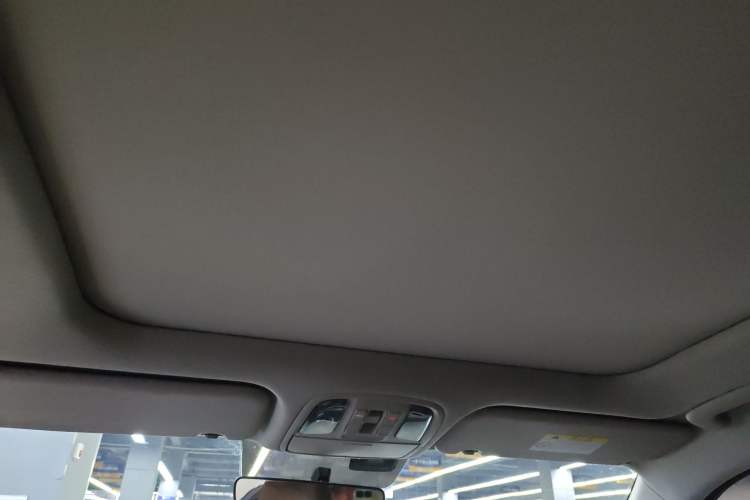 Used Kia Sportage R 2021 Ace 2.0L Splendid Edition Headliner