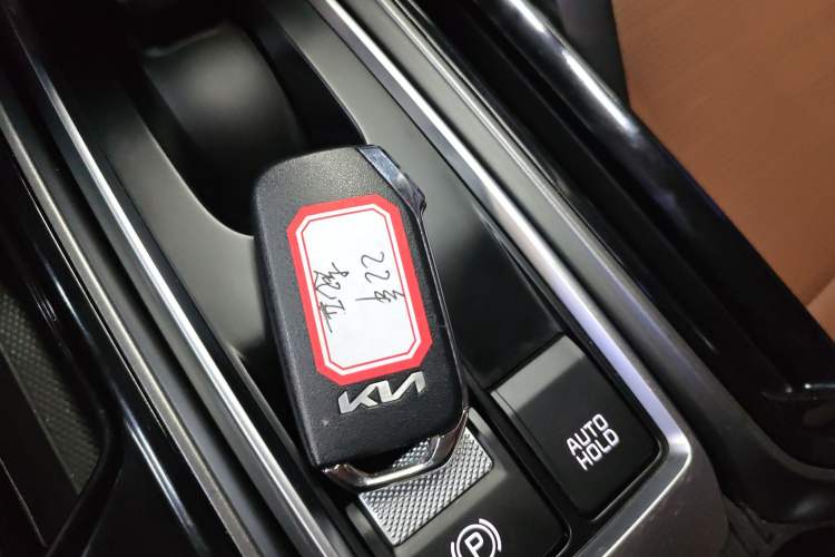 Used Kia Sportage R 2021 Ace 2.0L Splendid Edition Interior 1