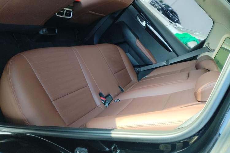Used Kia Sportage R 2021 Ace 2.0L Splendid Edition Interior 4