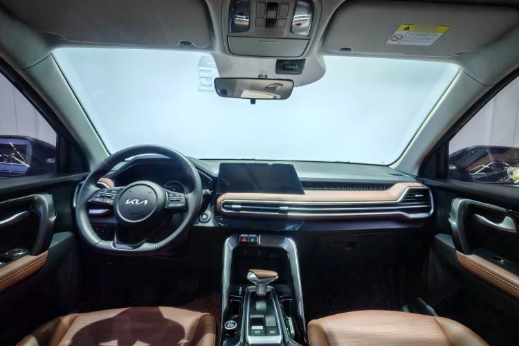 Used Kia Sportage R 2021 Ace 2.0L Splendid Edition Interior 4