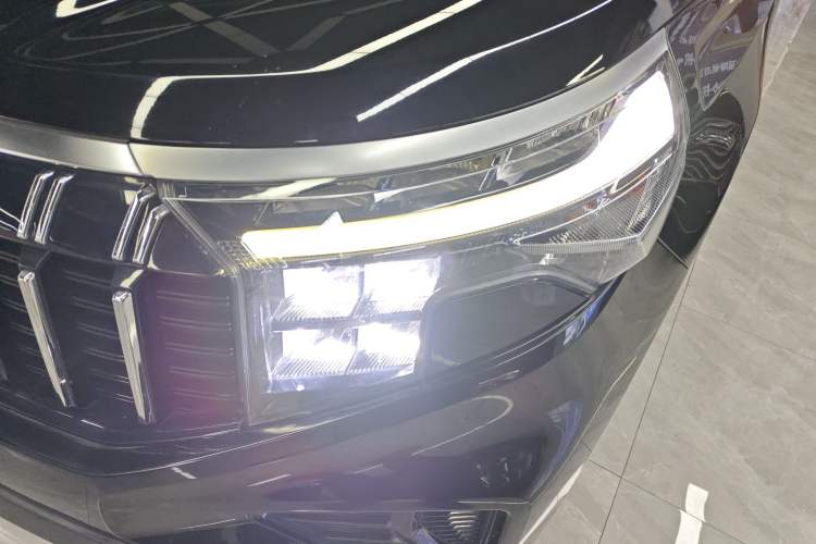 Used Kia Sportage R 2021 Ace 2.0L Splendid Edition Left Front Headlight