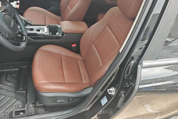 Used Kia Sportage R 2021 Ace 2.0L Splendid Edition Left Front Seat