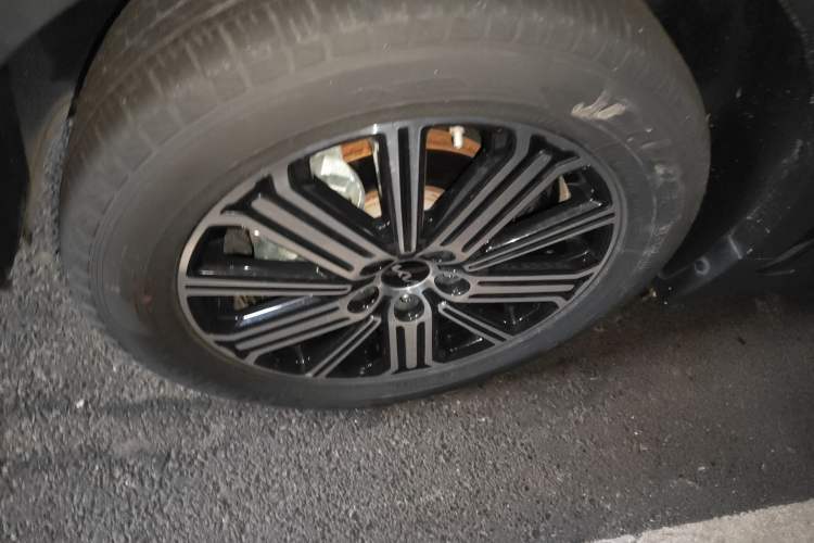 Used Kia Sportage R 2021 Ace 2.0L Splendid Edition Left Front Wheel Hub