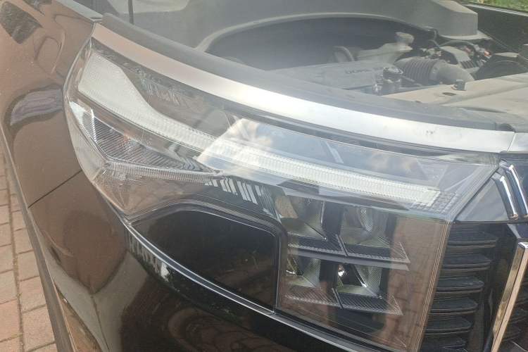 Used Kia Sportage R 2021 Ace 2.0L Splendid Edition Right Front Headlight