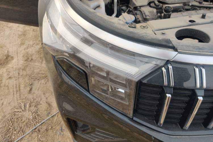 Used Kia Sportage R 2021 Ace 2.0L Splendid Edition Right Front Headlight