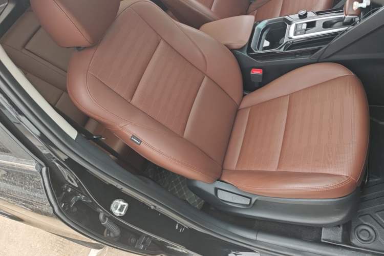 Used Kia Sportage R 2021 Ace 2.0L Splendid Edition Right Front Seat