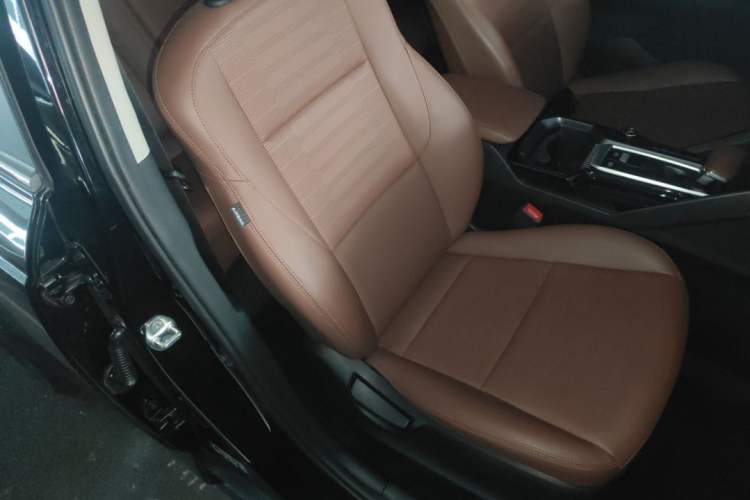 Used Kia Sportage R 2021 Ace 2.0L Splendid Edition Right Front Seat